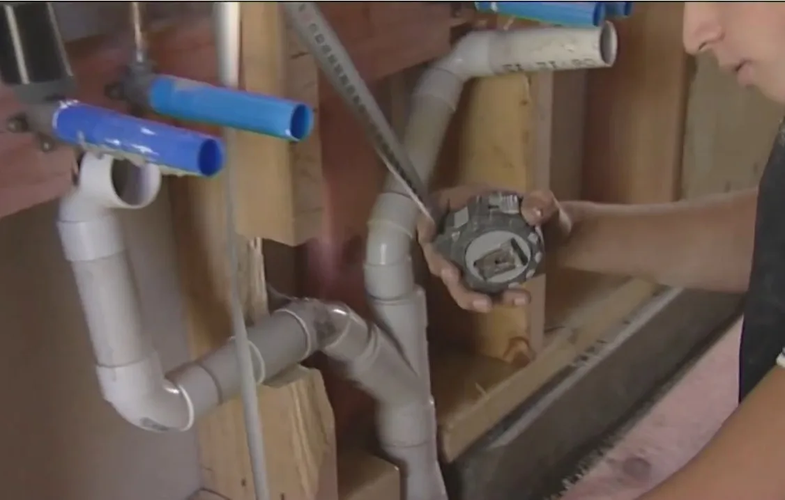 Plumbing-issues-found-during-a-home-inspection